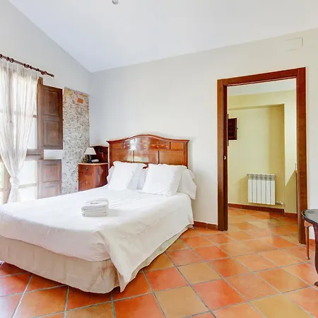 Masia Canyes & Country house *