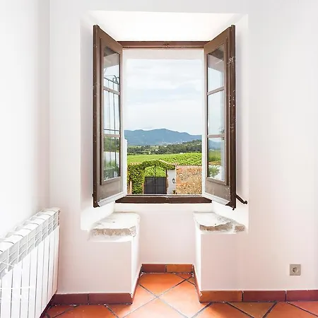 Masia Canyes & Country house *